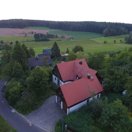 Idyll Im Gruenen Bad Alexandersbad